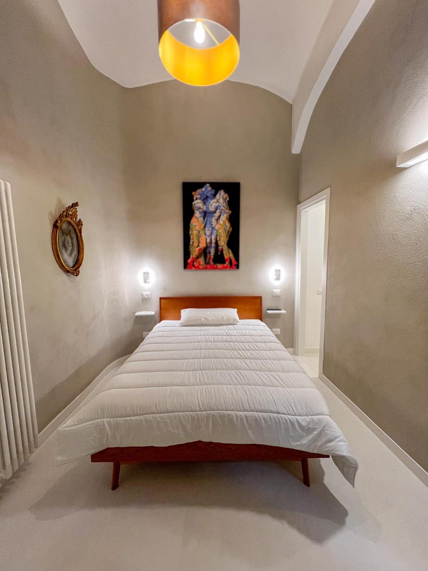 Spaccanapoli 56 Napoli